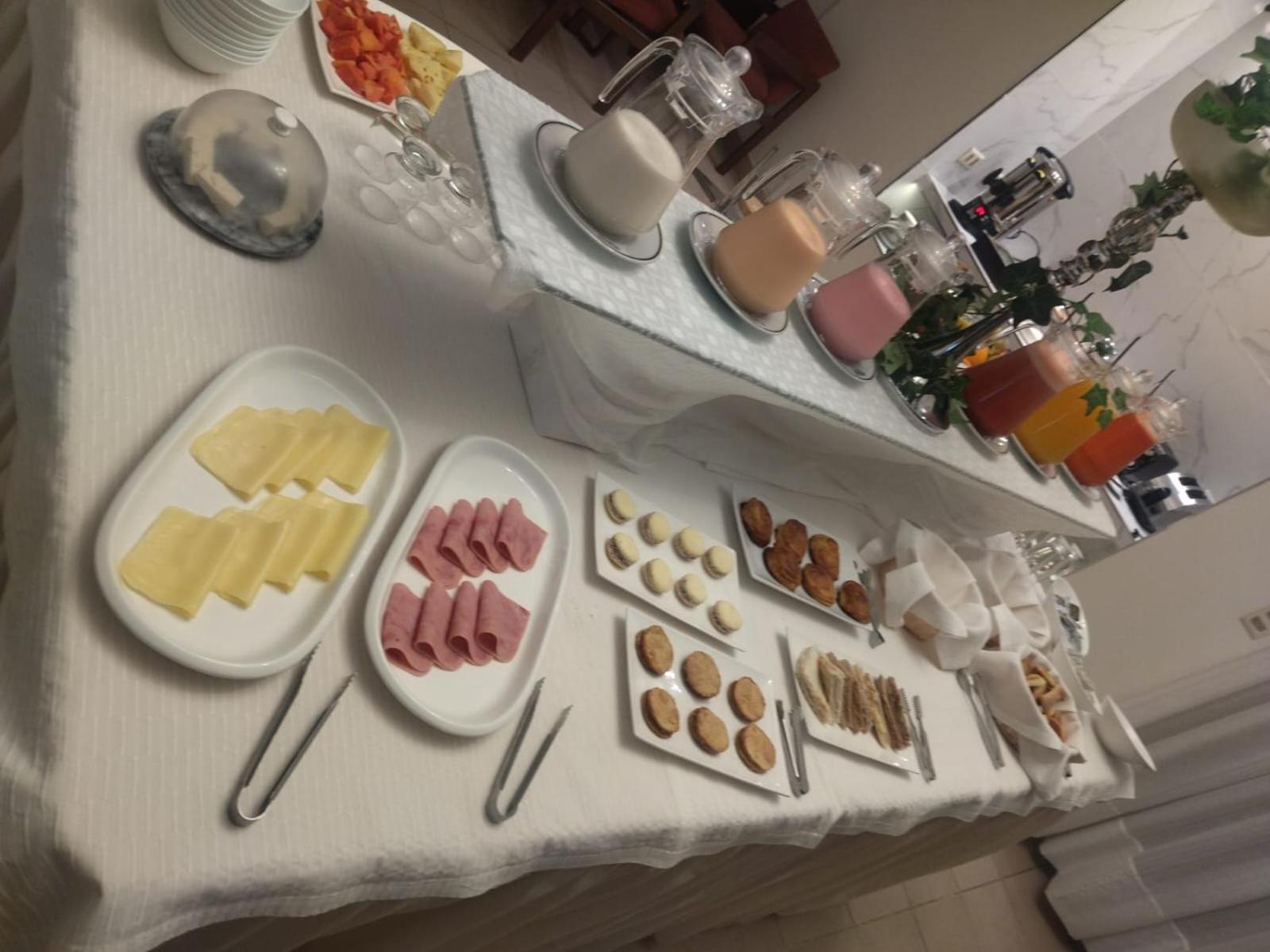 Hotel Victoria Plaza Tarija Zewnętrze zdjęcie