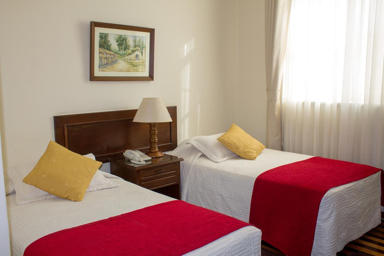Hotel Victoria Plaza Tarija Zewnętrze zdjęcie